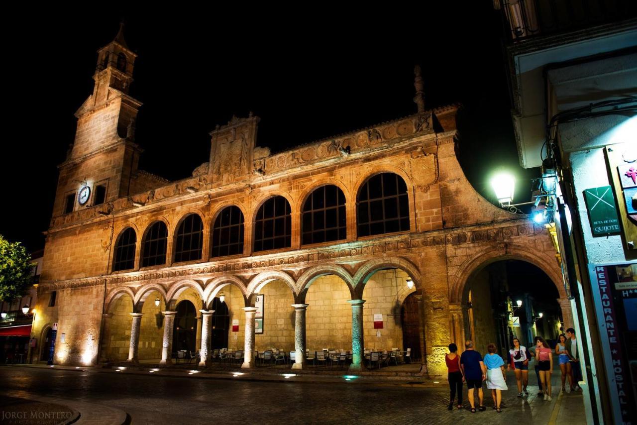 Hostal Nuevo Milán I San Clemente  Kültér fotó